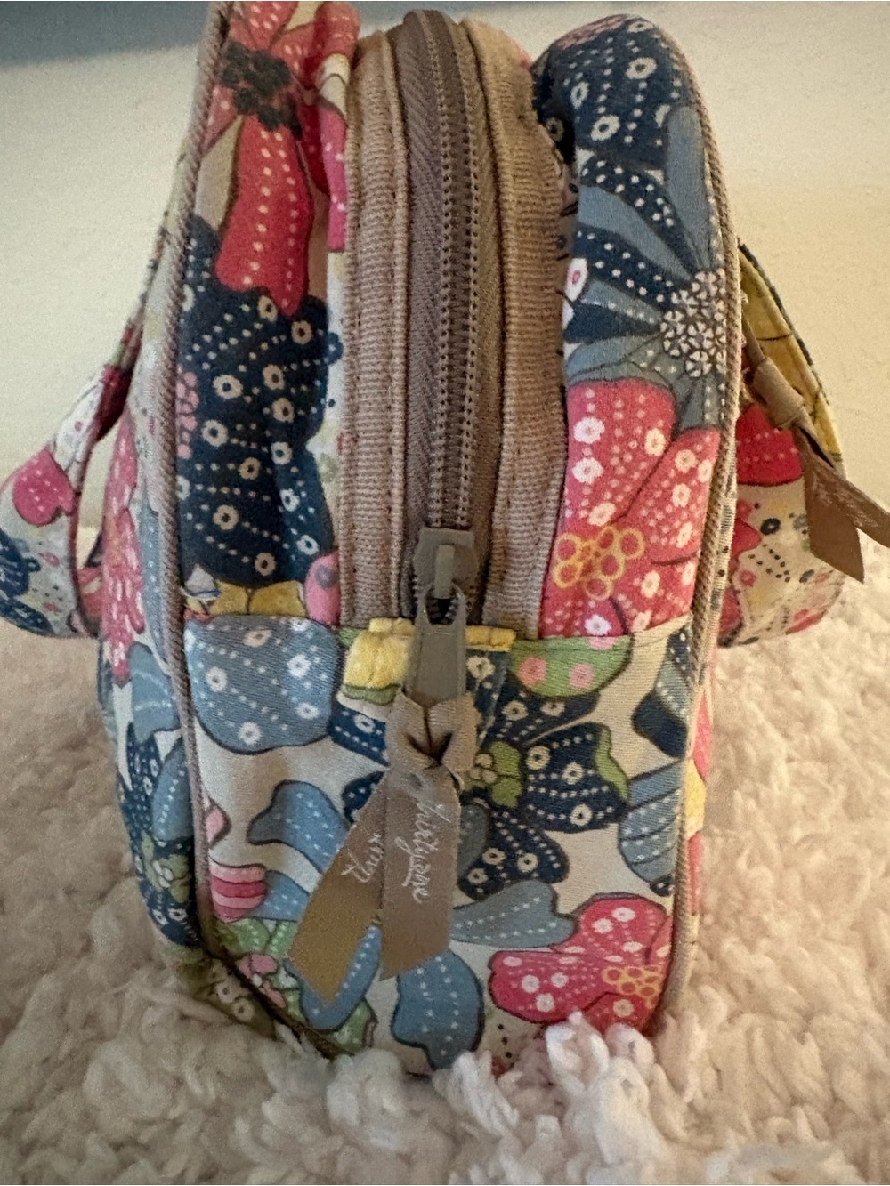 thirty-one Floral Cosmetic Bag - Picture 6 of 14